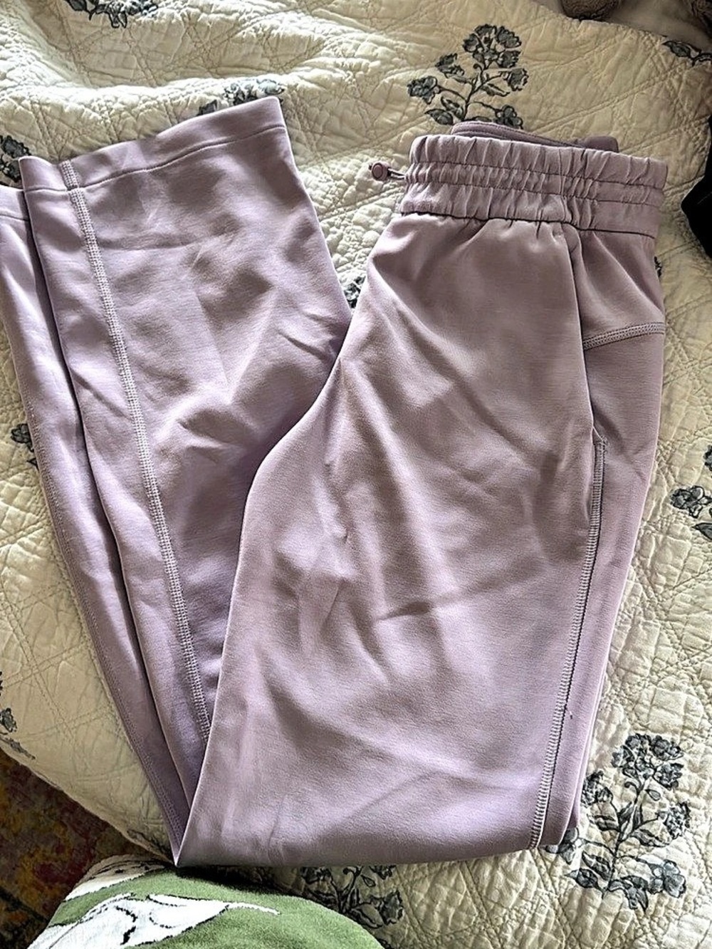 Lululemon Softstreme High-Rise Pant Lilac Jogger Pants